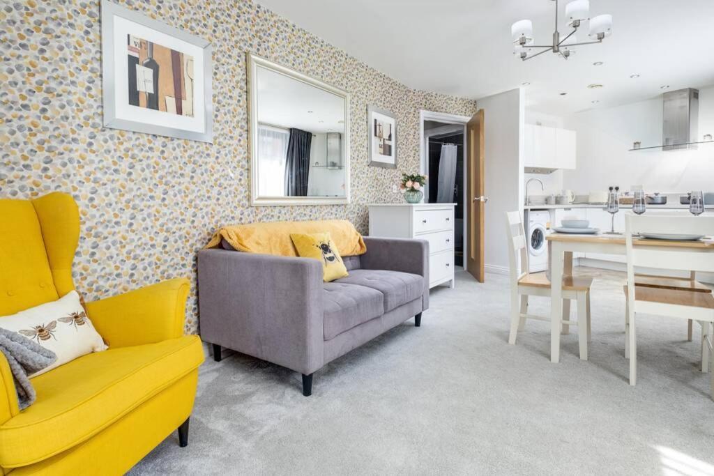 Luxury 2Bed Spacious Apartment- City Centre- Free Parking Birmingham Exterior photo